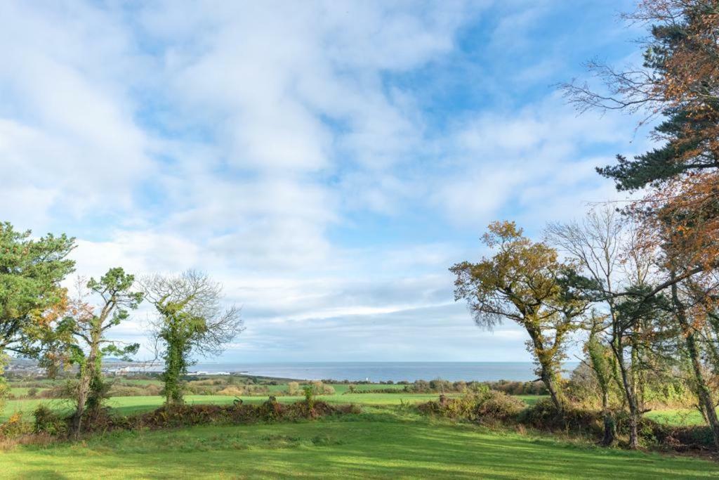 Villa The View At Moneylands